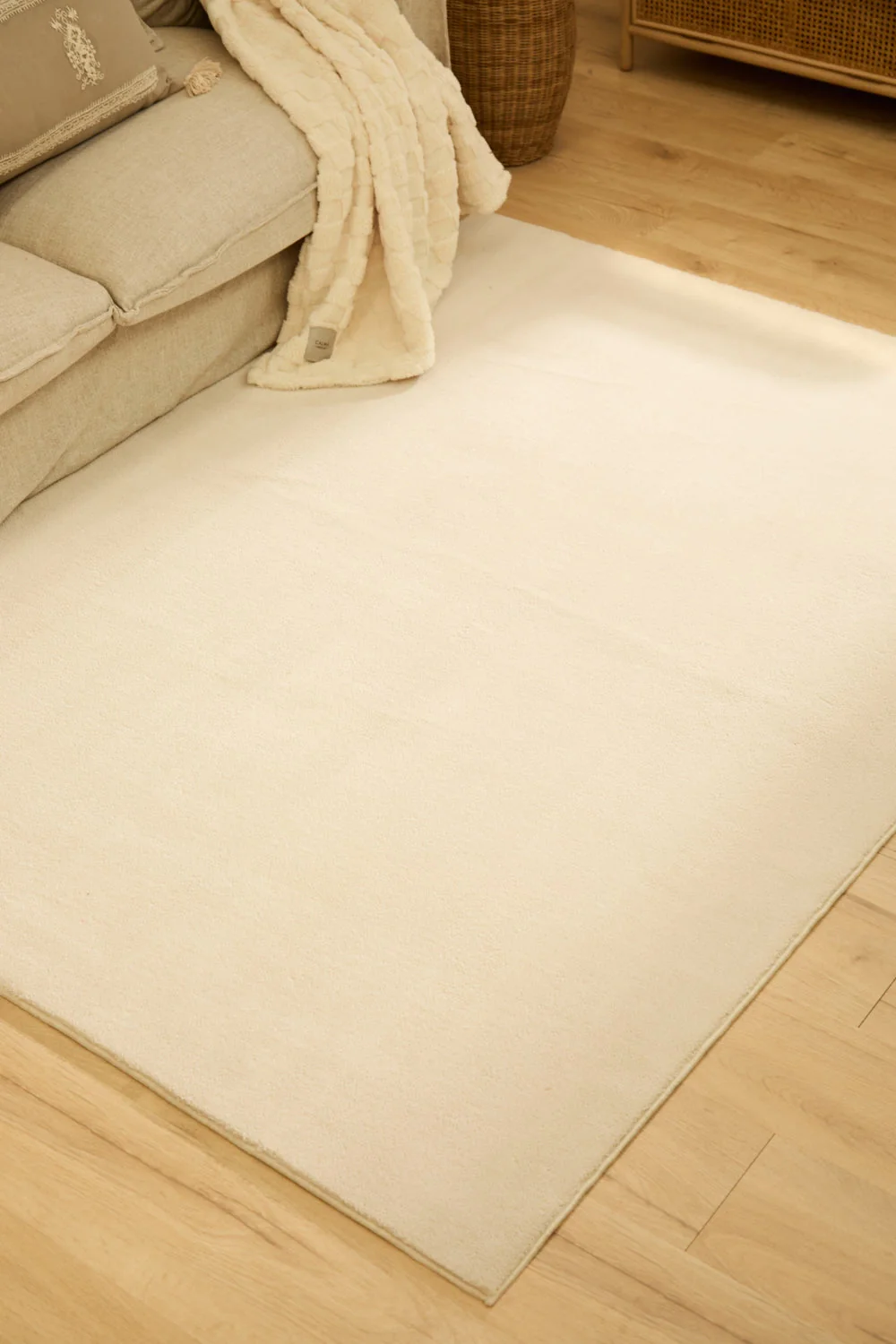 Alfombra lavable de pelo suave en tono piedra Apolo
