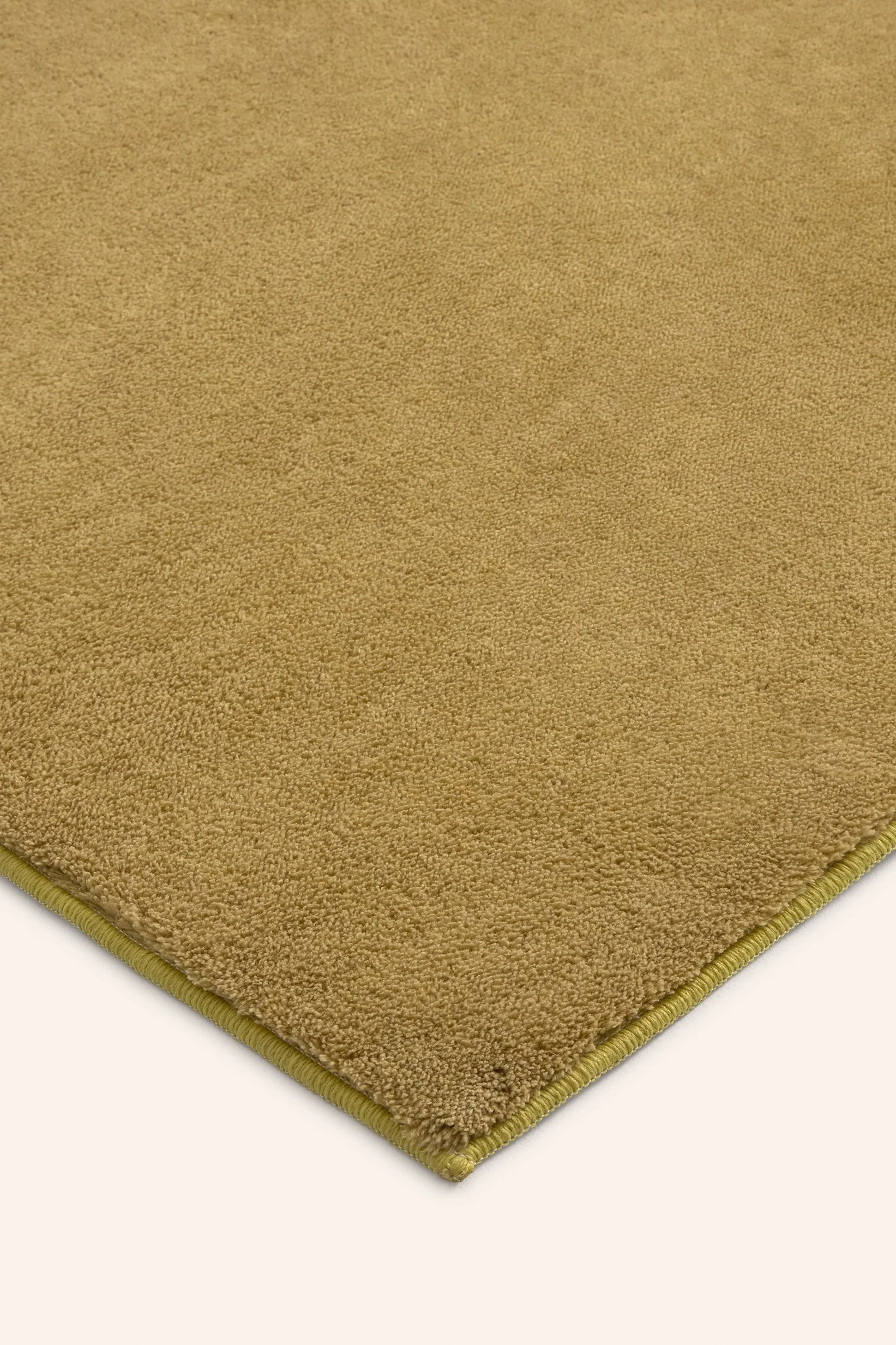 Alfombra lavable de pelo suave mostaza Apolo - Image 7