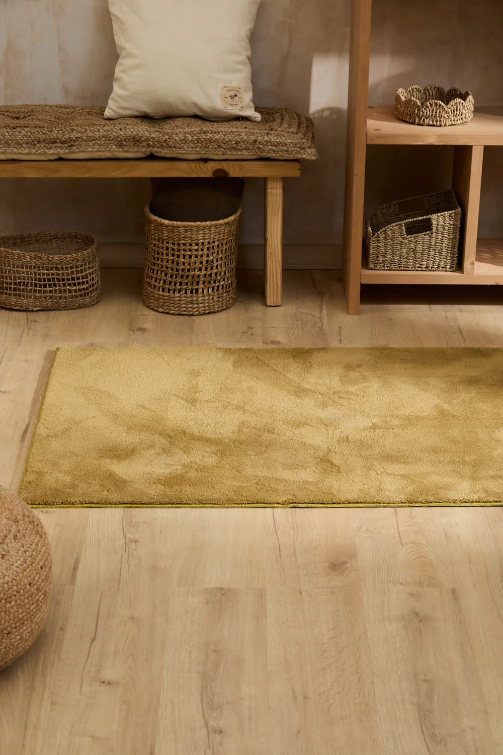 Alfombra lavable de pelo suave mostaza Apolo - Image 8