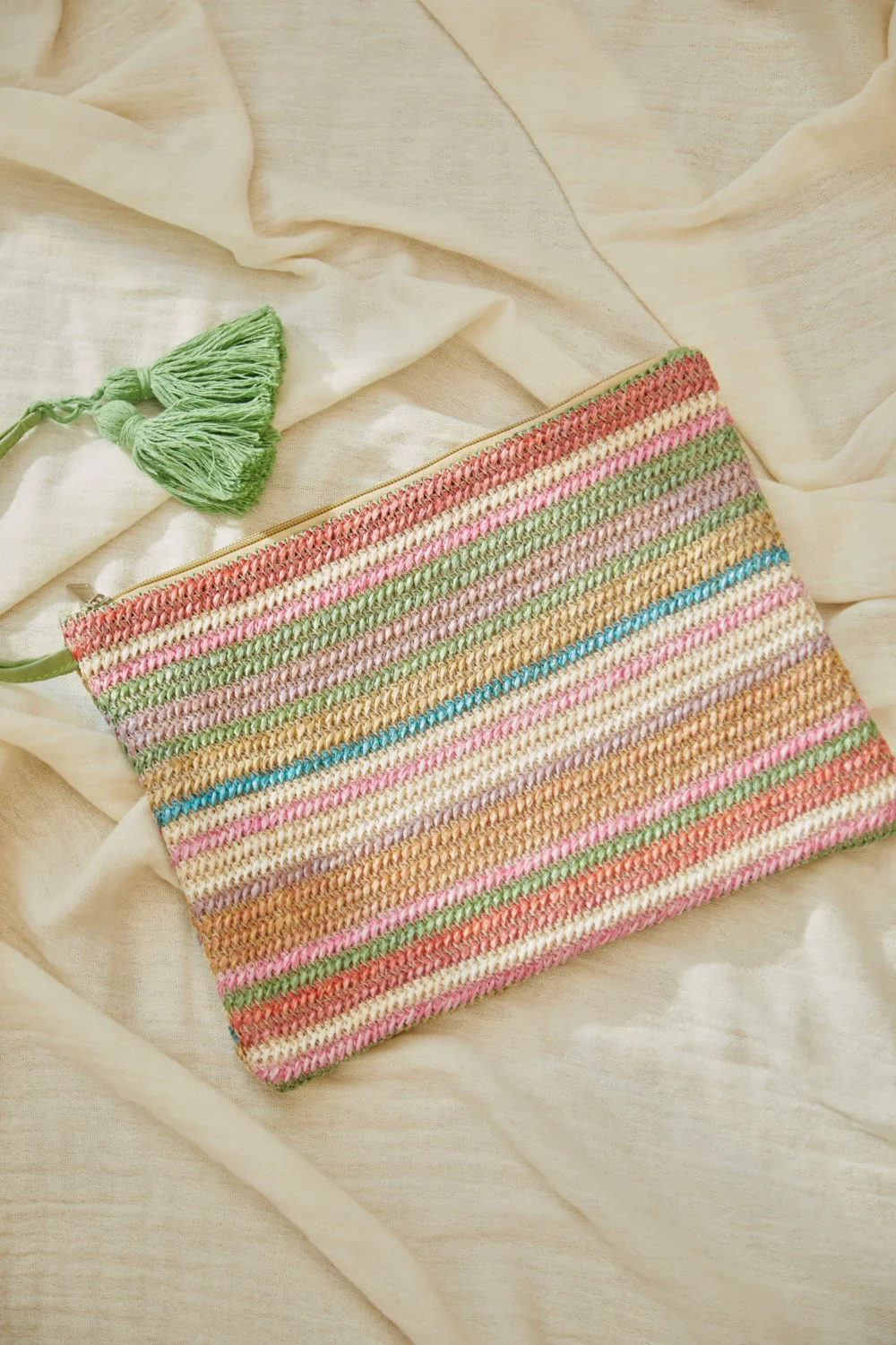 Bolso de mano trenzado Catur - Image 3