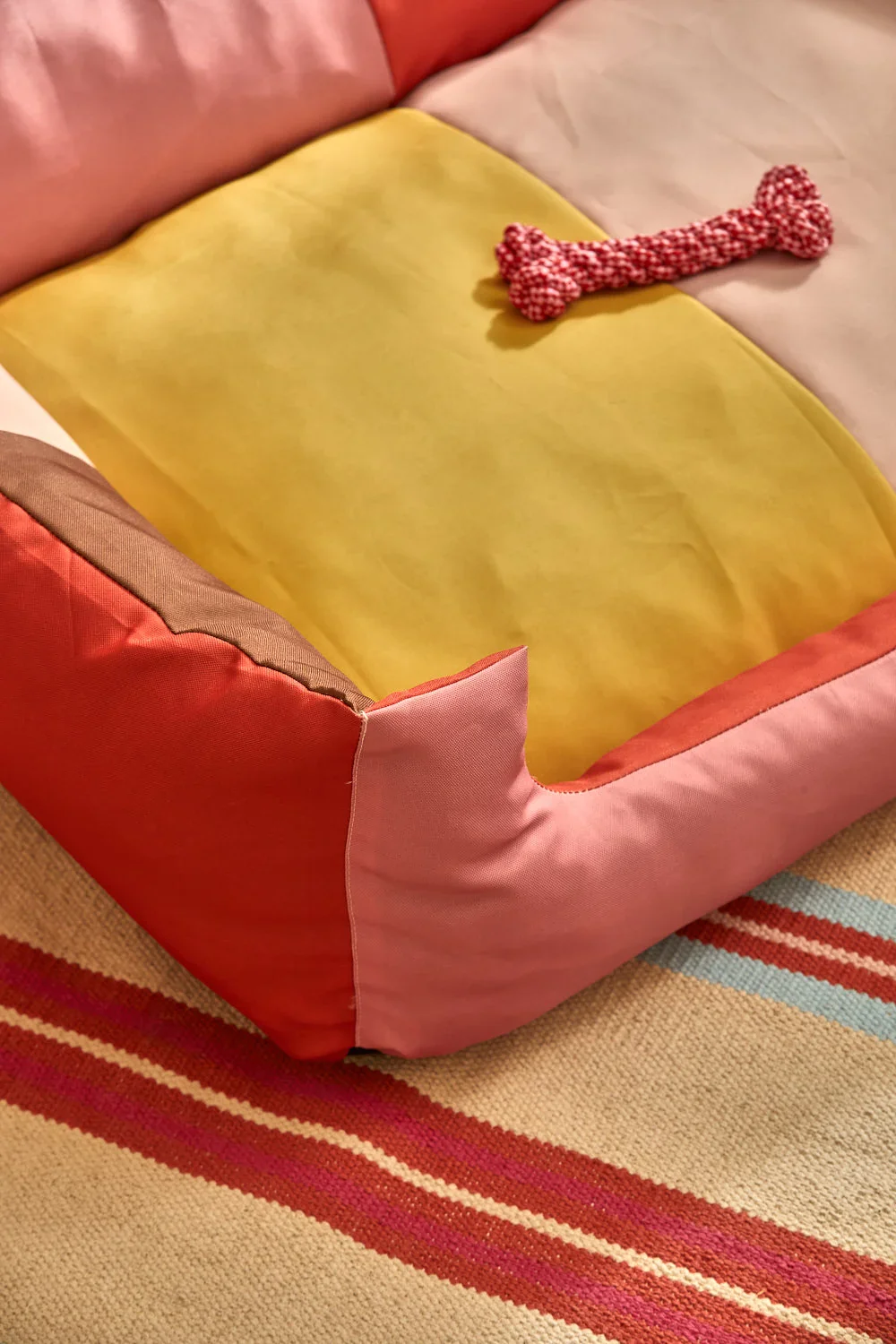 Cama rosa para mascotas Buby - Image 4