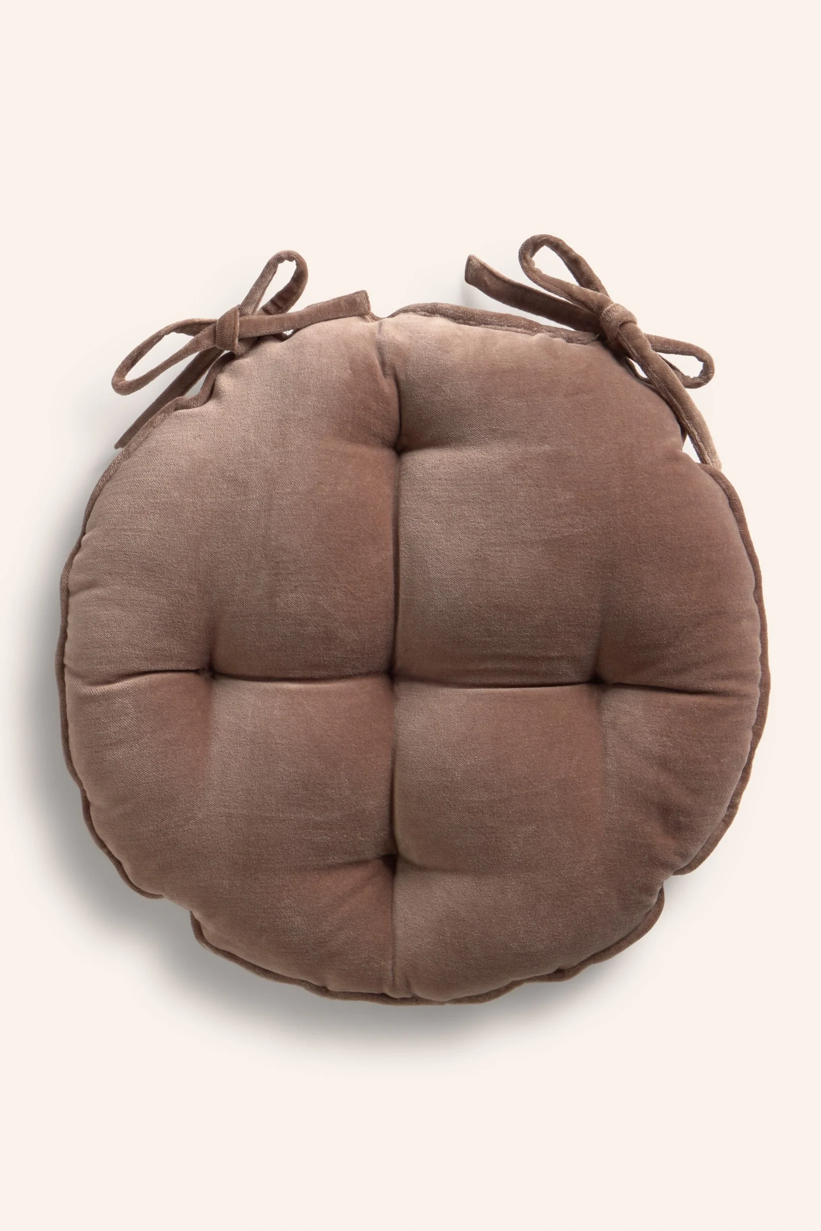Cojín de silla redondo de terciopelo marrón Velour - Image 6