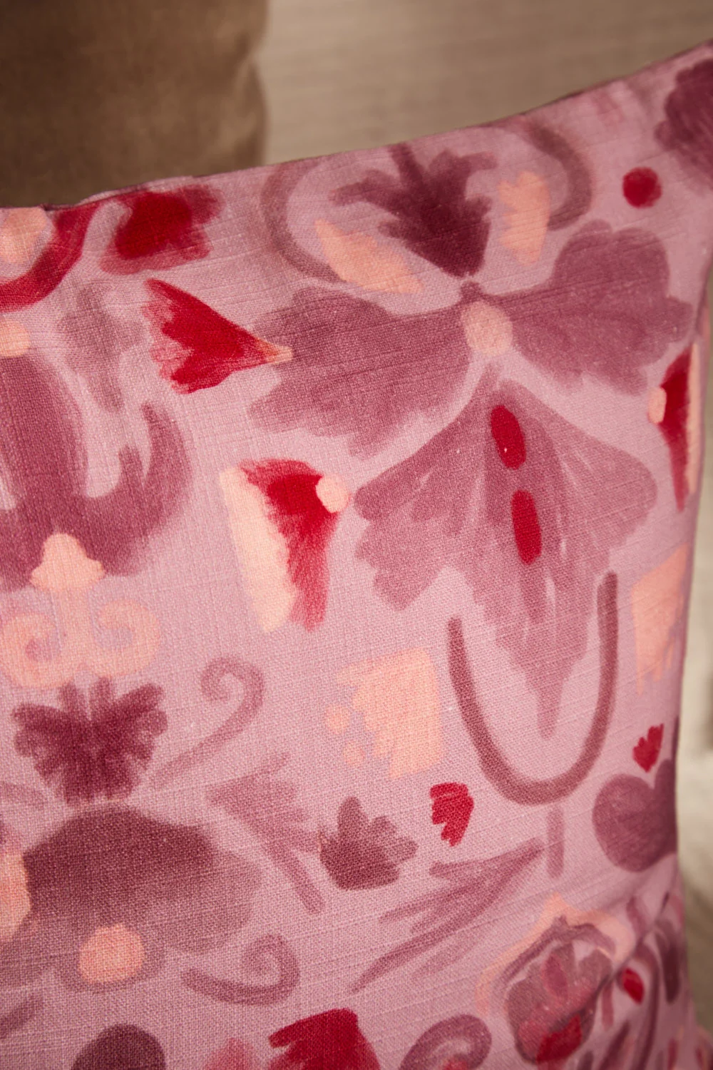 Funda de cojín cuadrada con estampado floral Pina - Image 2