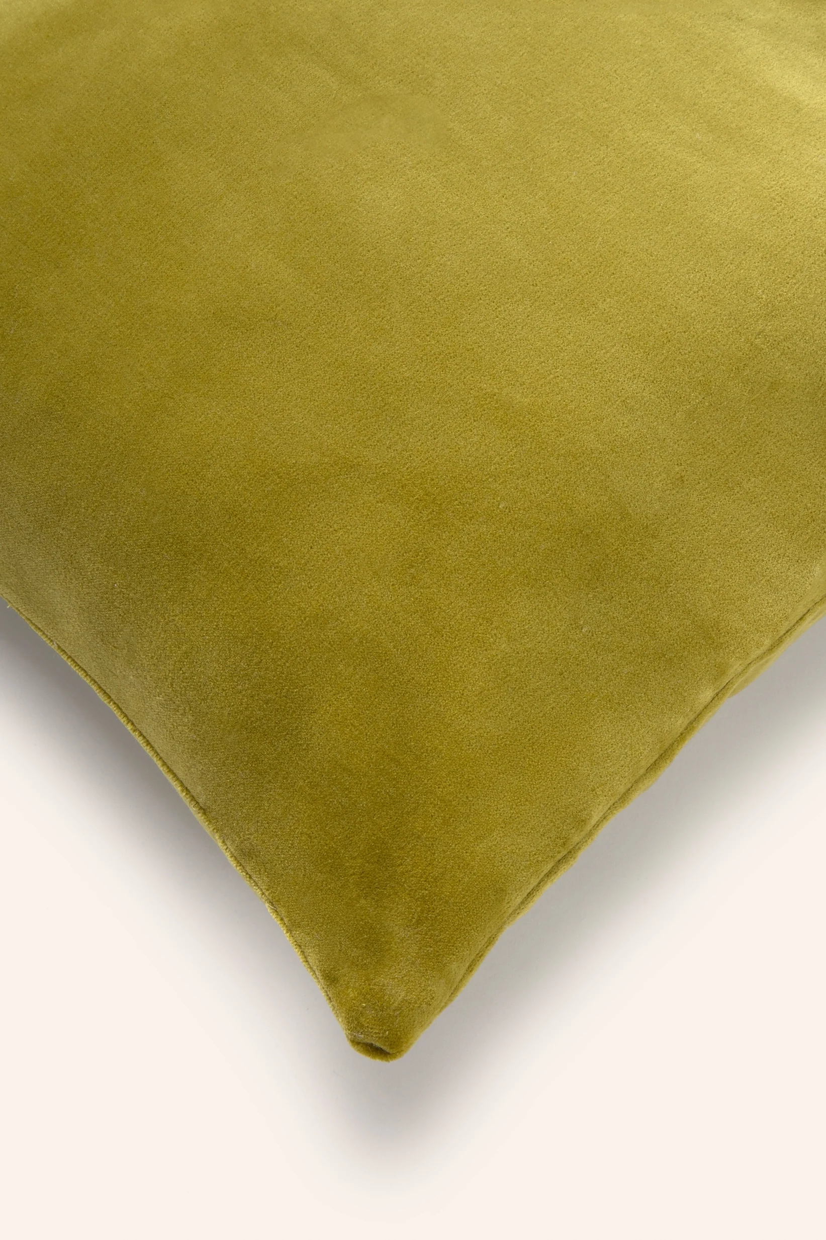 Funda de cojín cuadrada de terciopelo verde Velour - Image 7