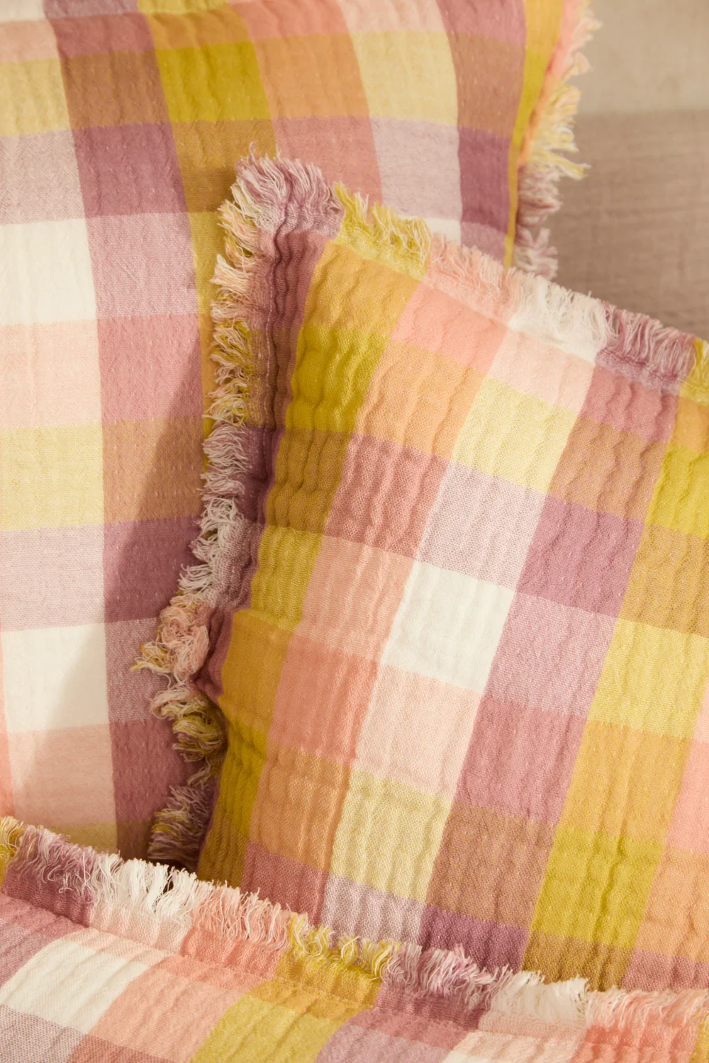 Funda de cojín cuadrada de vichy multicolor Nasau - Image 3