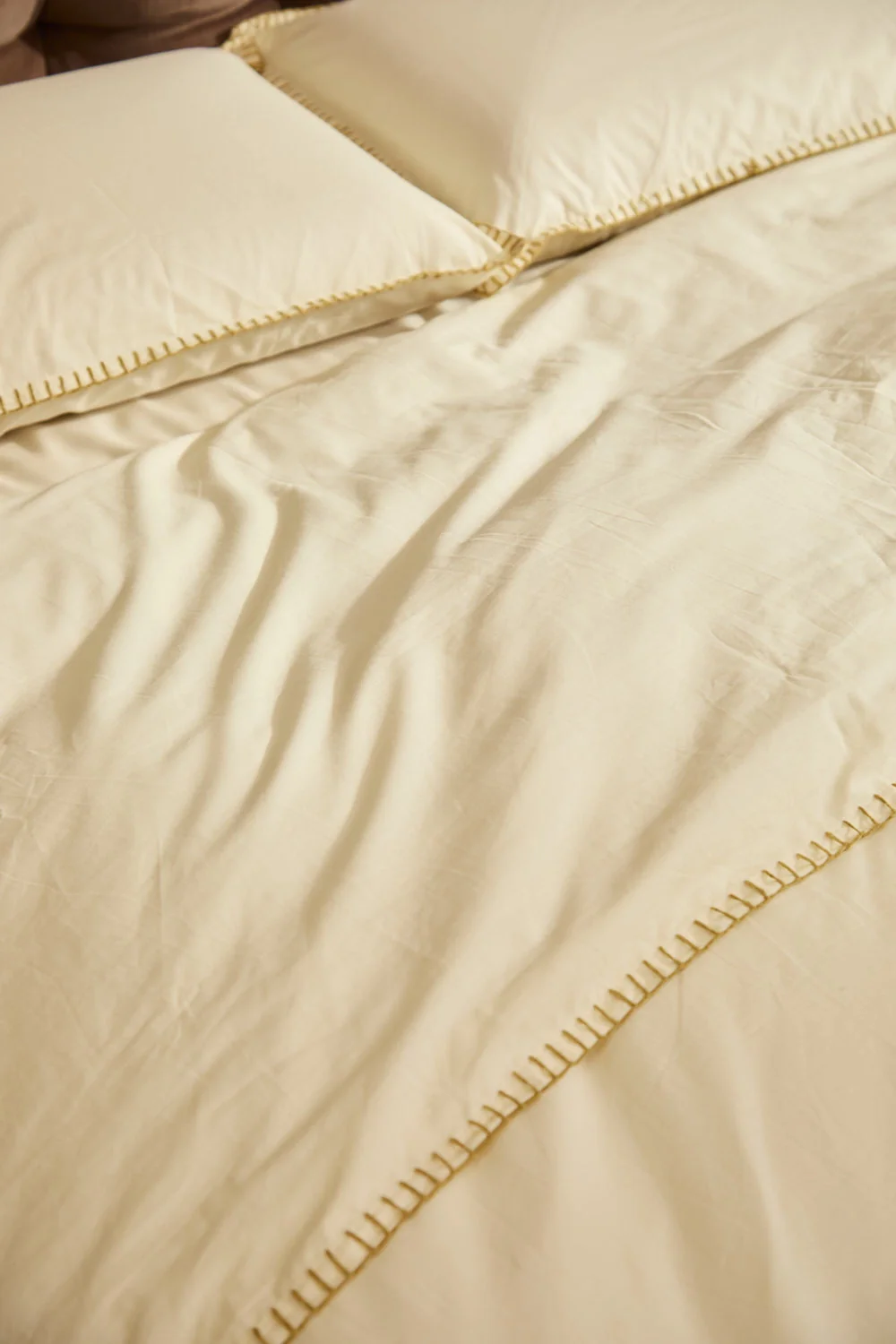 Funda nórdica + juego de almohada con pespunte mostaza Berna - Image 3