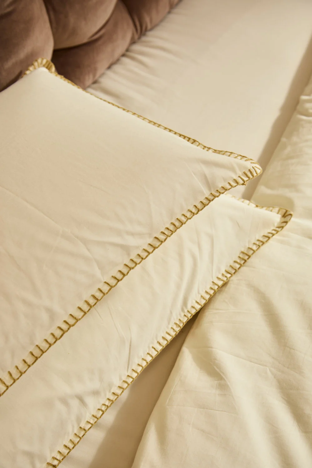 Funda nórdica + juego de almohada con pespunte mostaza Berna - Image 4