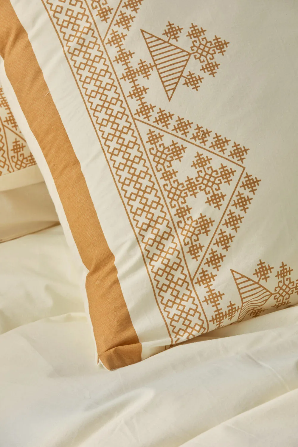 Funda nórdica + juego de almohada con print étnico mostaza Cairo - Image 6