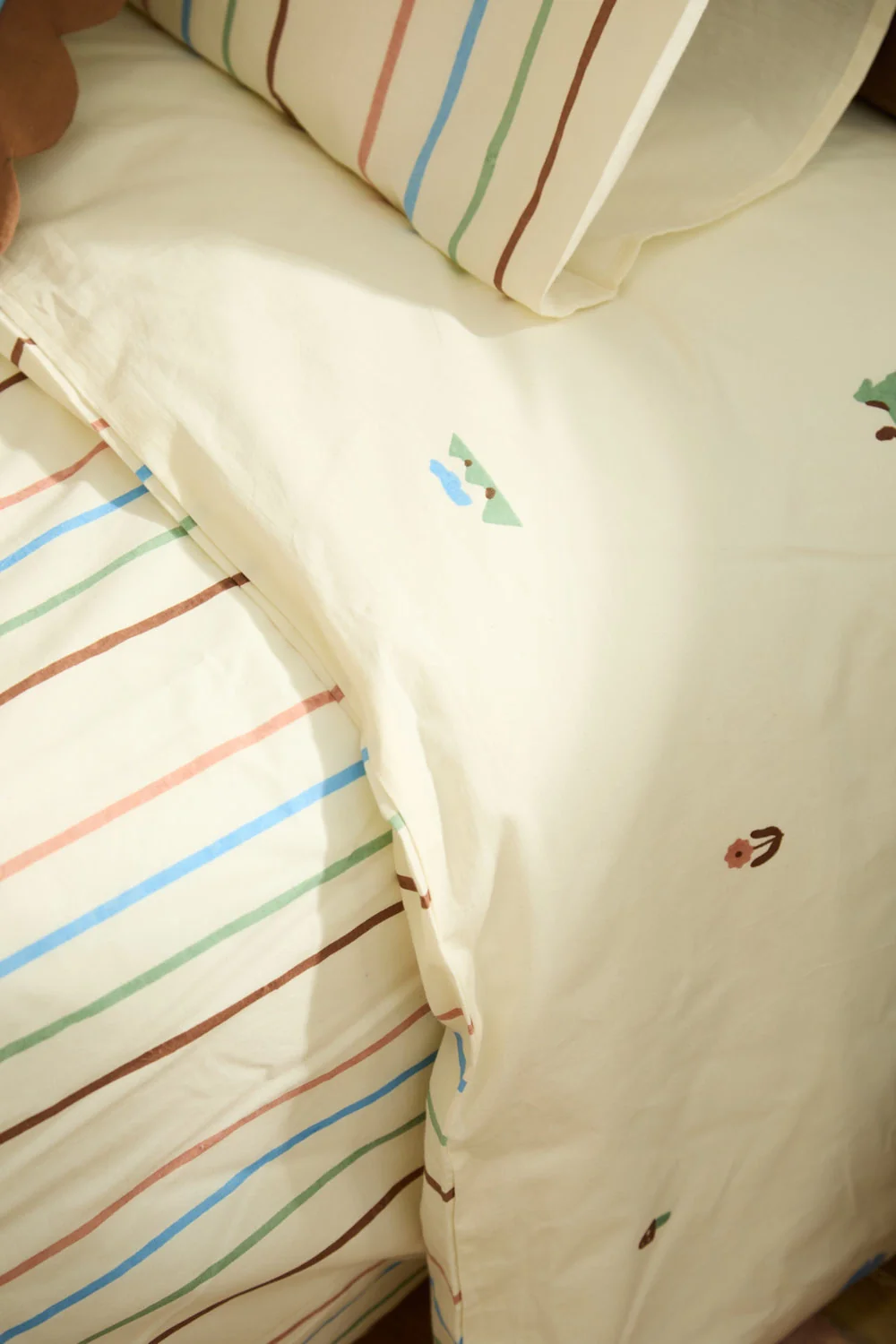 Funda nórdica + juego de almohada con print multicolor Camp - Image 5