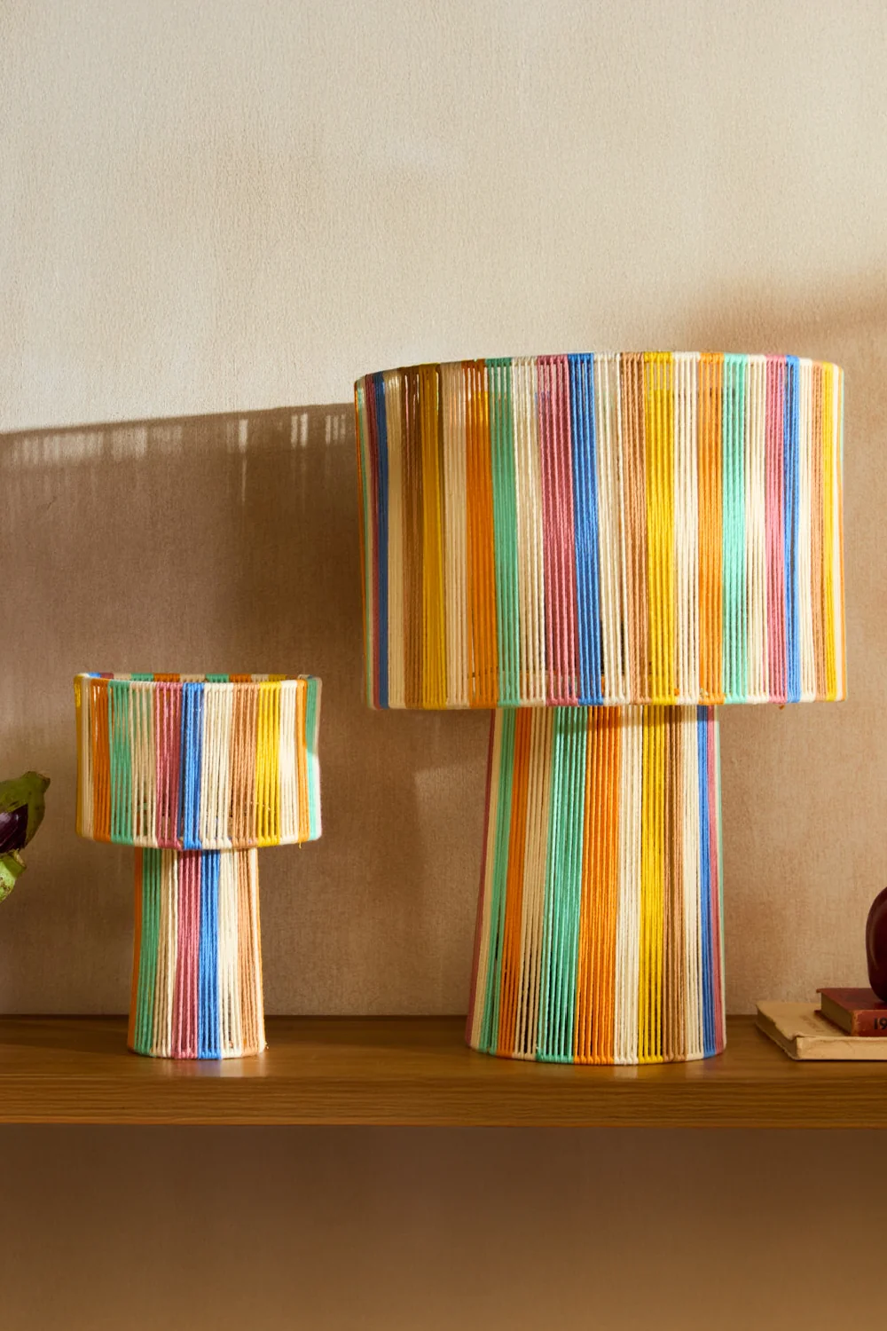 Lámpara de mesa multicolor Far - Image 3