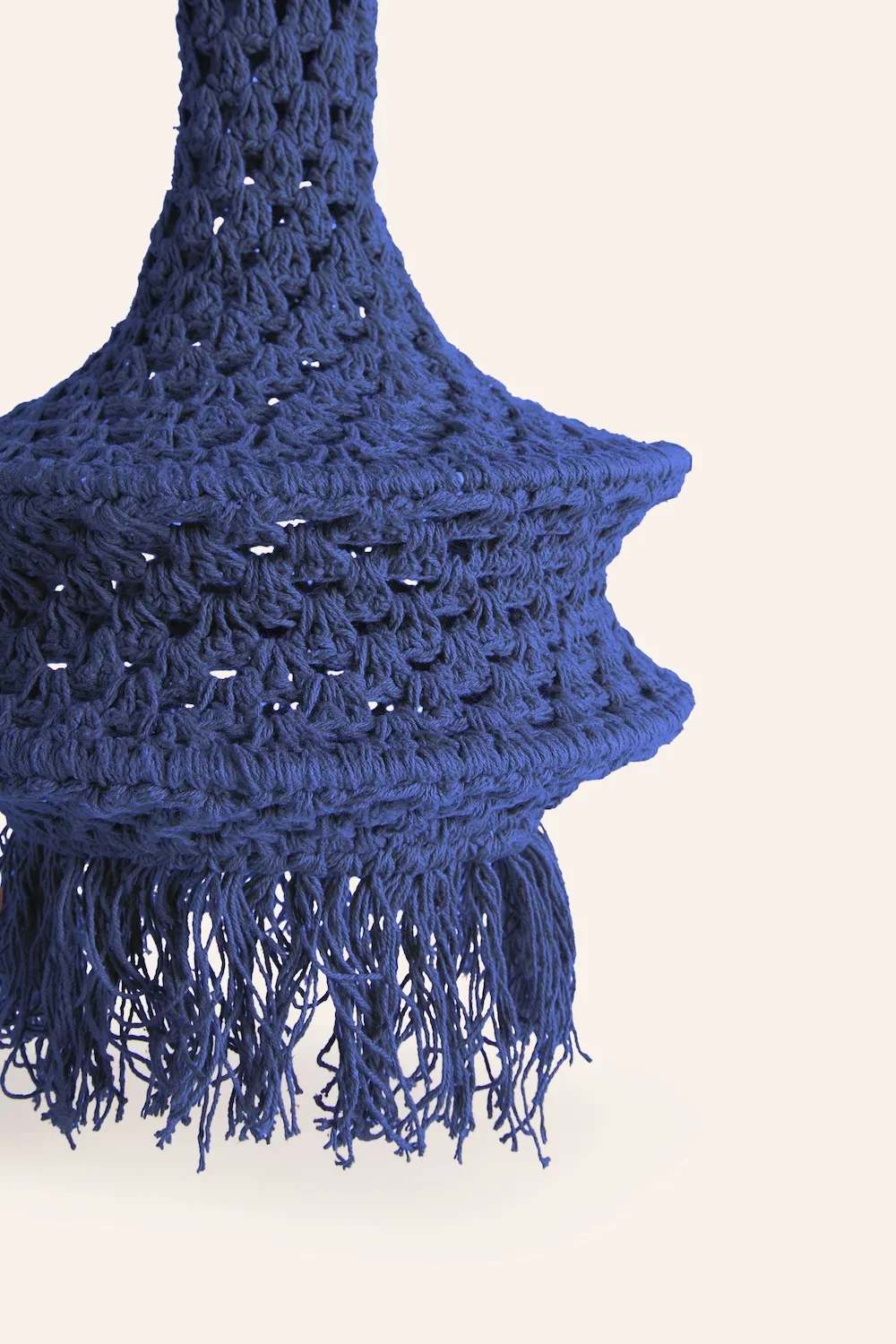 Pantalla pequeña para lámpara de techo de crochet azul Pleko - Image 3