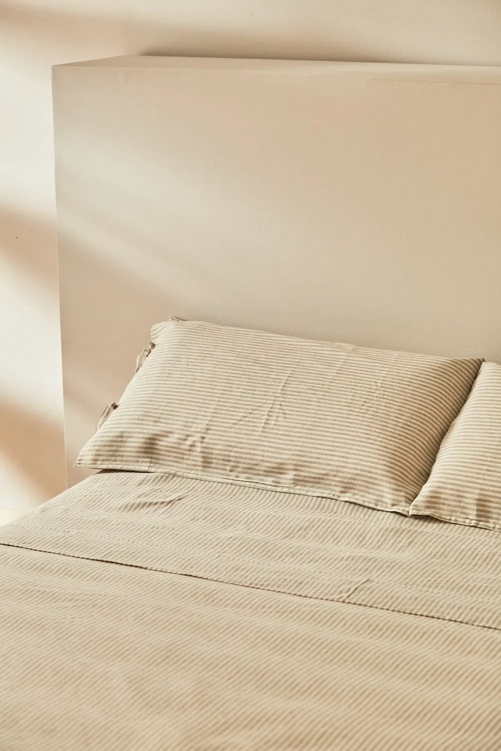 Sábana encimera a rayas de lino y bambu verde + funda de almohada Bambu - Image 2